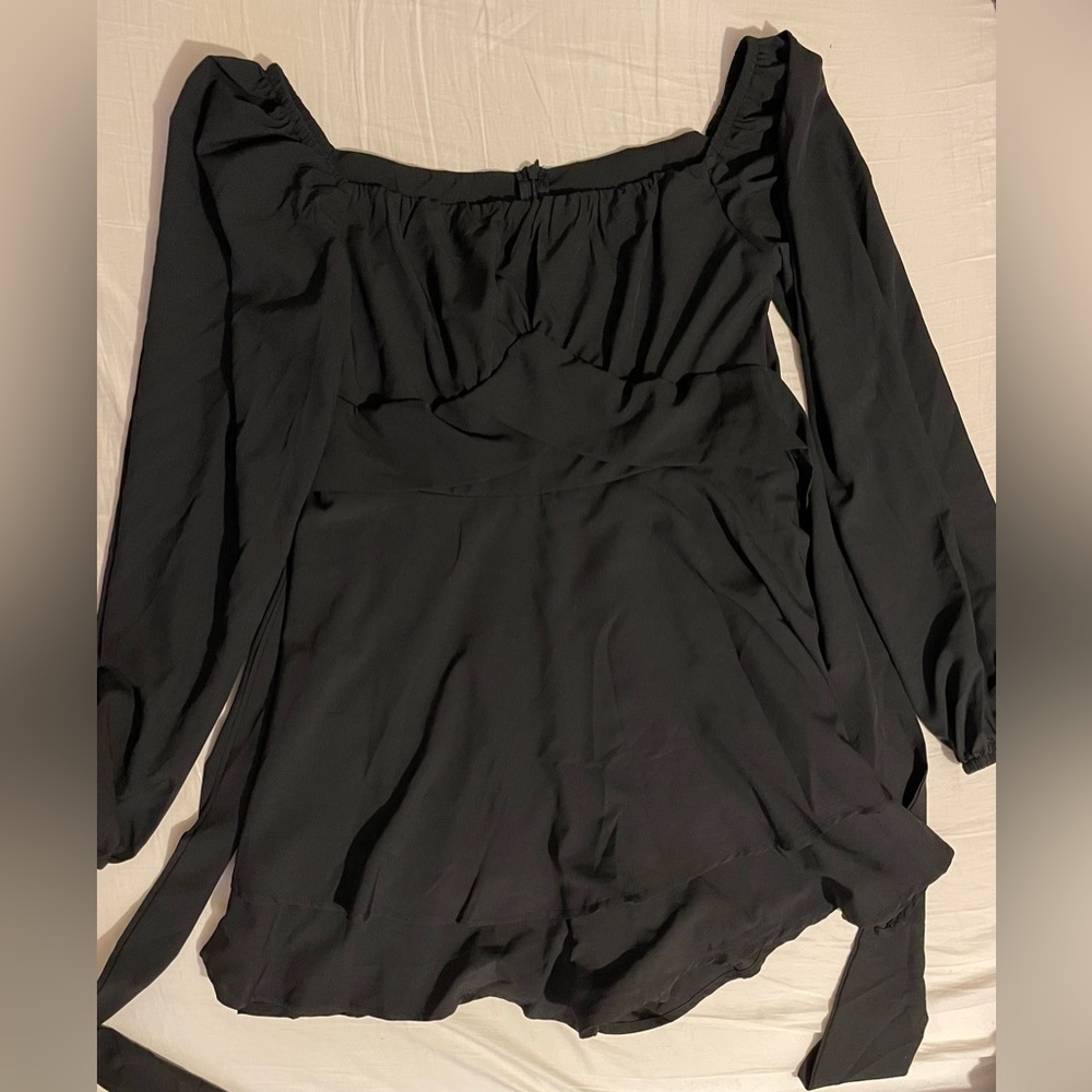 Black romper size small